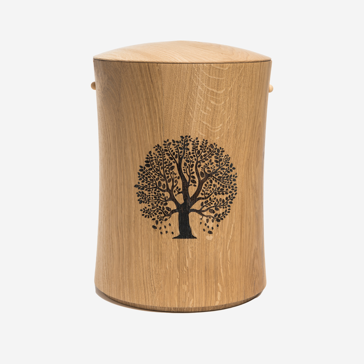 Holzurne Eiche tailliert mit Lebensbaum